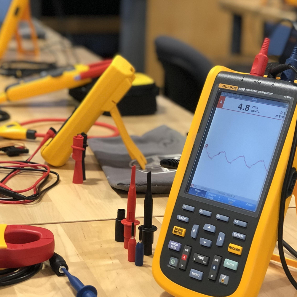 FLUKE 124B 정품 플루크 스코프미터 ,휴대용 오실로스코프 (40MHZ)